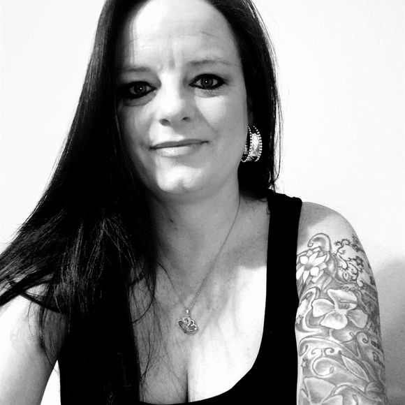 Meet your Posher, Amy - Picture 1 of 1